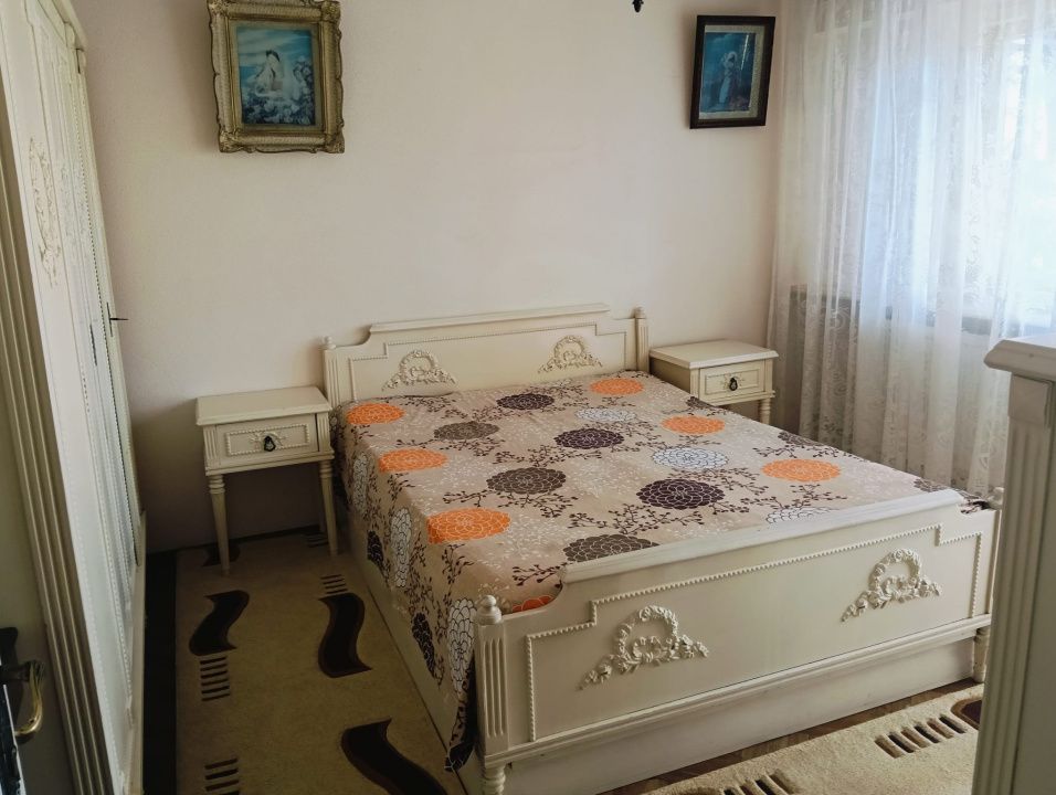 3 CAMERE  |  FALEZA NORD  |  DELFINARIU – fotografia 2 din 6
