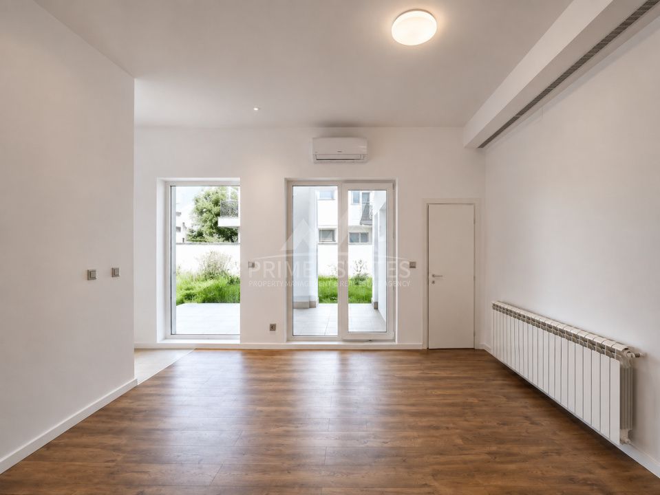 Vila tip duplex complet renovata 2026,  Sidney Residence Tunari – fotografia 2 din 26