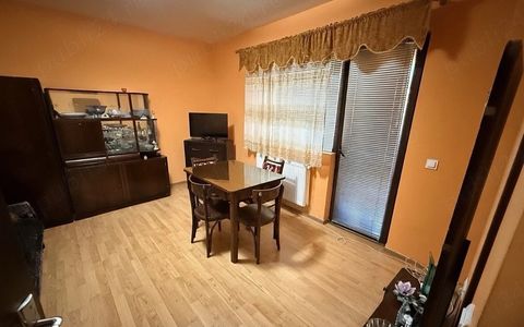 Apartament 2 camere, 52mp, balcon, garaj, mobilat complet, zona str. Stejarului!