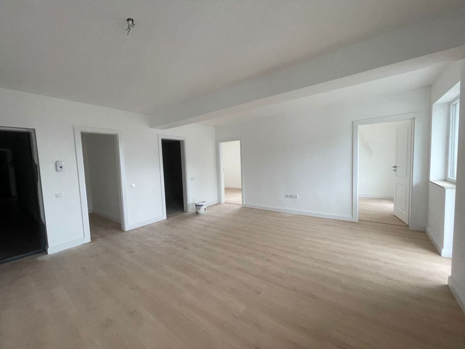 Apartament 3 camere de vanzare finisat parcare subterana! – fotografia 2 din 8