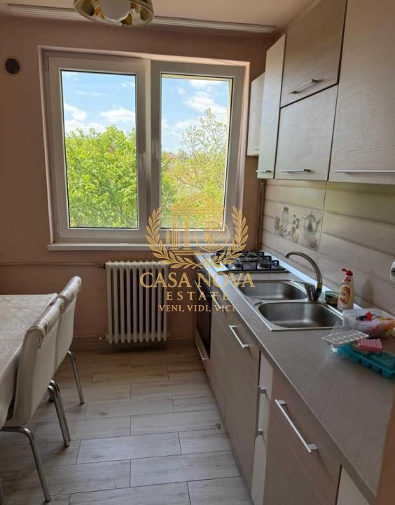Apartament 2 camere 50mp, finisat mediu, zona Semicentrala – fotografia 3 din 4