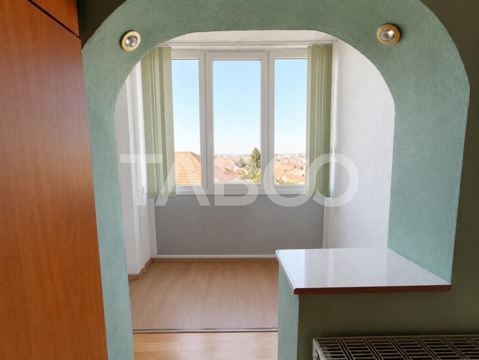 Apartament de vanzare cu 2 camere balcon  pivnita Vasile Aaron – fotografia 13 din 17