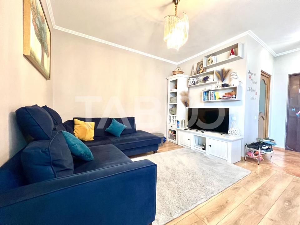 Apartament cu 4 camere in Gheorgheni lift si boxa parcare inclusa – fotografia 3 din 14