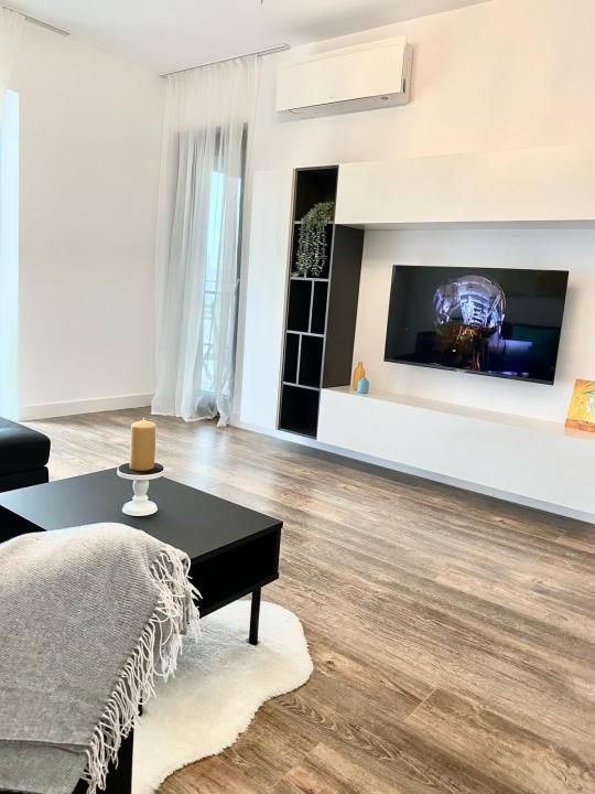 Apartament 3 camere, terasă 15 mp, parcare inclusă – Parcului 20, Expoziției – fotografia 3 din 13