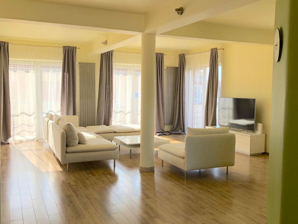 Penthouse 3 niveluri, 210mp, 3 parcari, 1 garaj, Zorilor – fotografia 1 din 17