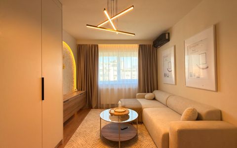 Apartament 2 camere, 44 mp, balcon, mobilat complet, zona strada Primaverii!!