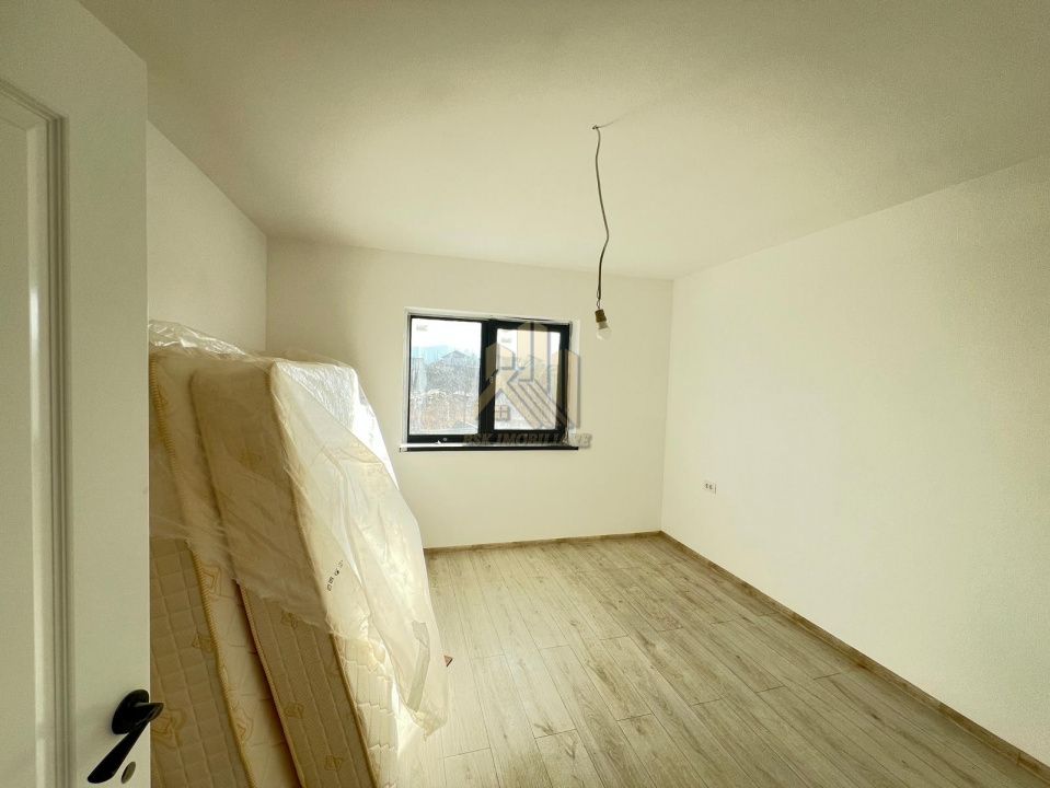 Casa-4-Camere-Finalizata-112mp-Utili-Curte-410mp-Izvor-Tarlungeni-Brasov – fotografia 10 din 17