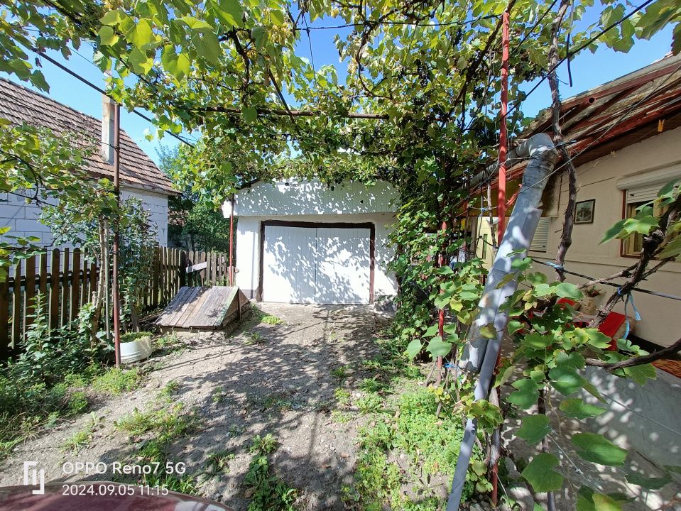 Casă de vânzare Reghin str Câmpului cu teren 13 arii – fotografia 3 din 4
