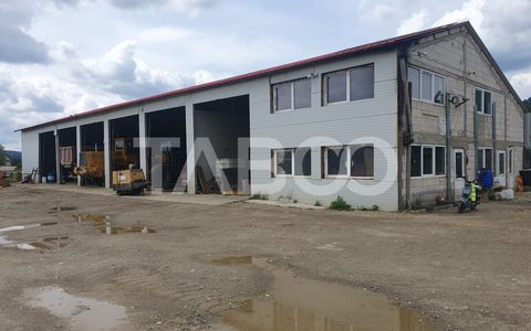 Teren si hala 42.000 mp + zona administrativa la 7 minute de Fagaras