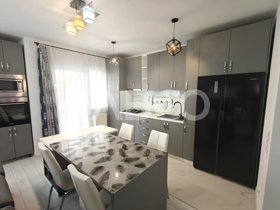 Apartament modern 3 camere - mobilat si utilat - balcon si parcare – fotografia 14 din 17