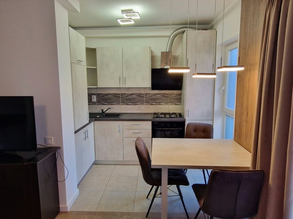 Apartament cu o camera si terasa, Iris – fotografia 1 din 11