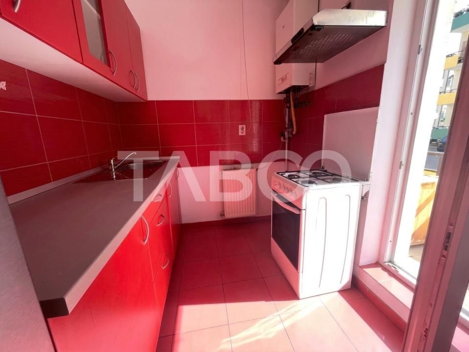 Garsoniera decomandata 24 mp parter loc parcare Turnisor Sibiu – fotografia 4 din 8