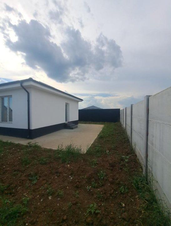 Casa spatioasa,bine compartimentata,ideala pentru familie! Varteju-Magurele – fotografia 5 din 15