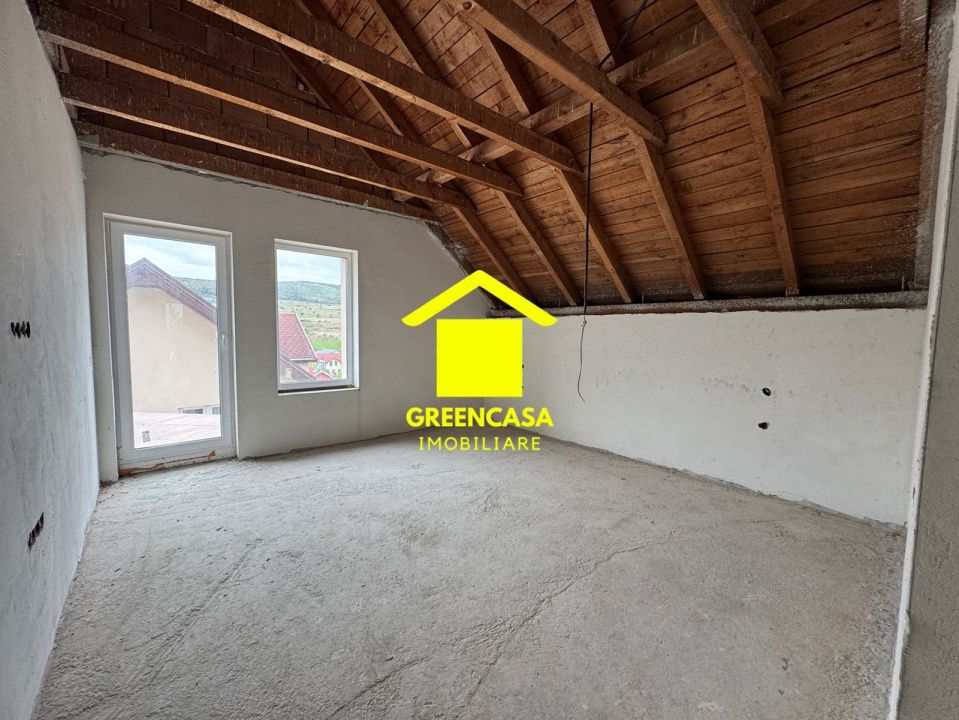 Casa Individuală , SU 220 mp , teren liber 380 mp  GARAJ – fotografia 6 din 9