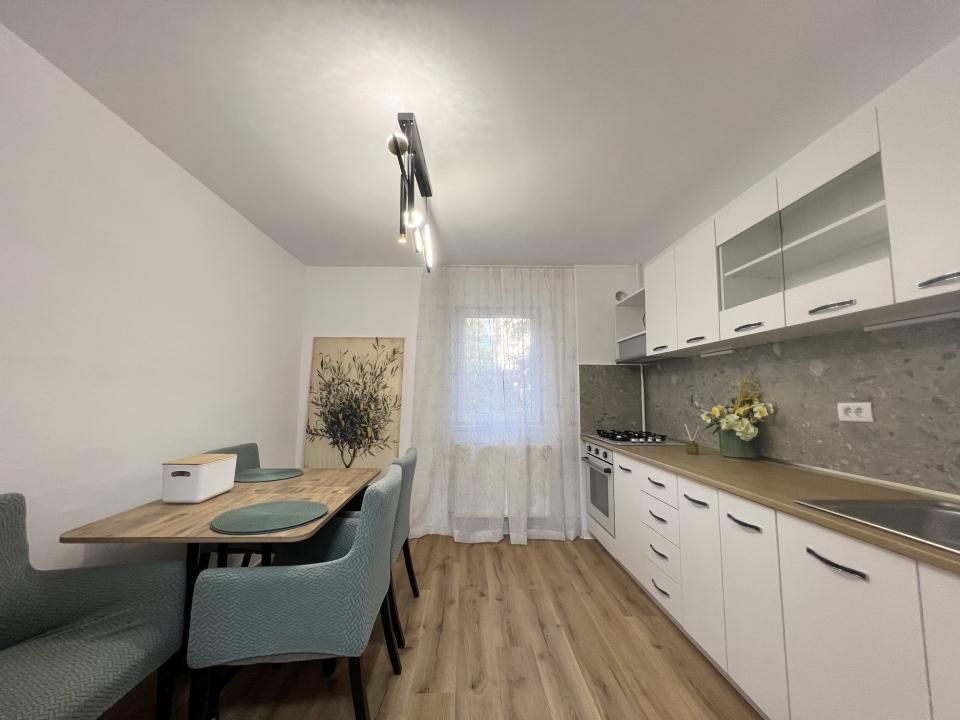 Apartament luxos,2 camere, 51 mp utili, etaj 1, renovat -  Girocului – fotografia 7 din 11