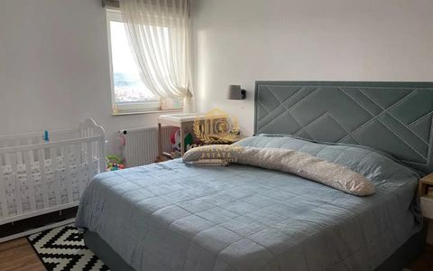 Apartament 3 camere 75mp, balcon, parcare, pet friendly