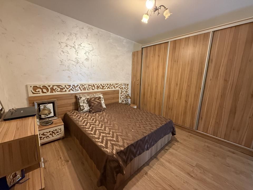 Apartament cu 3 camere de vânzare, curte proprie și terasă de 20 mp – Valea Lupu – fotografia 9 din 15
