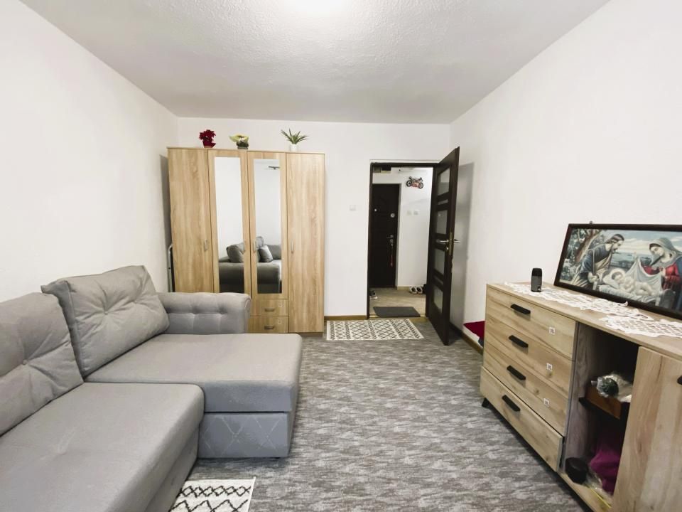 Apartament cu 2 camere si pivnita in Cisnadie – fotografia 1 din 9
