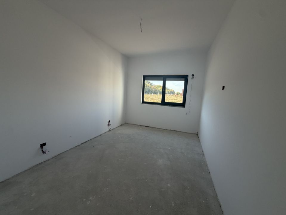 P5034 Apartament DECOMANDAT cu 3 camere zona LAC DUMBRAVITA,ETAJ 1, 2 Parcari – fotografia 22 din 35