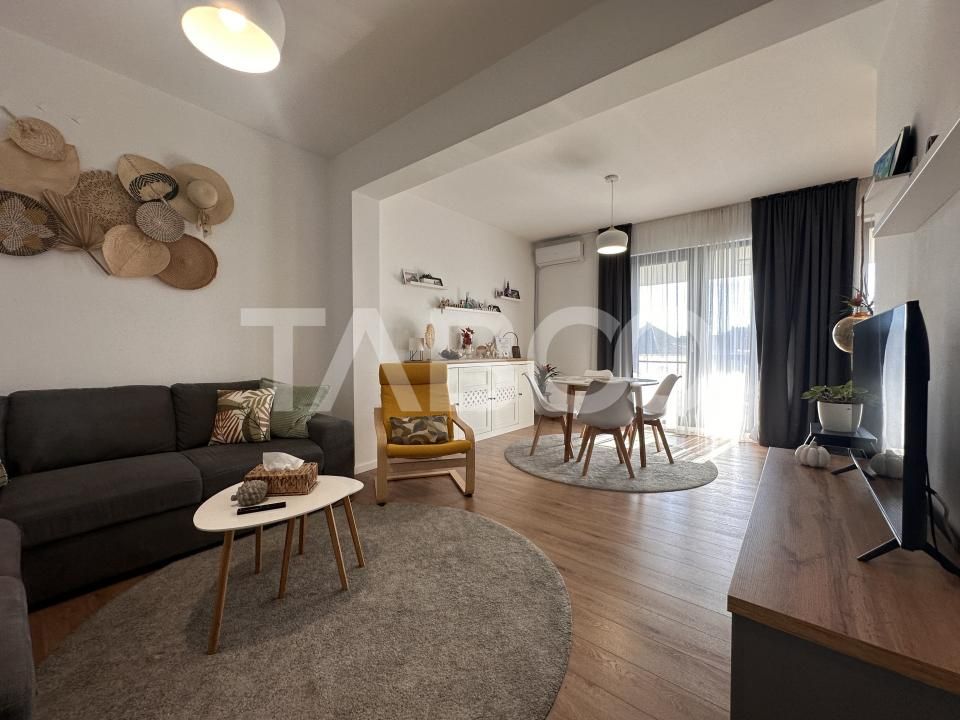 Apartament de vanzare 2 camere decomandat mobilat si utilat Piata Cluj – fotografia 2 din 17