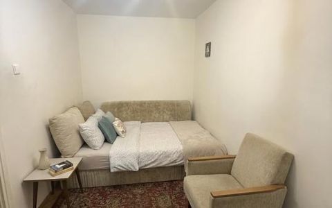 Apartament cu 2 camere, parter, ideal pentru investitie - Piata Doina