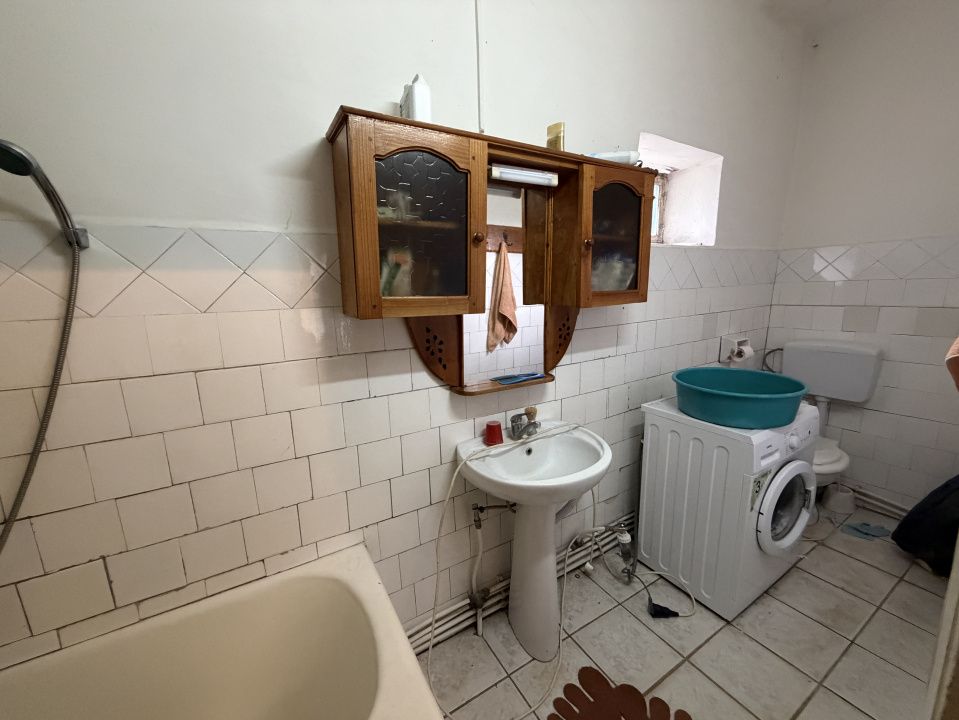 CASĂ DE VÂNZARE ÎN ȘARD, COMUNA IGHIU – TEREN 2.709 MP | 2 CASE | GARAJE | ANEXE – fotografia 20 din 23