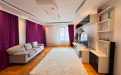 Vila premium de vanzare in Palas | Curte si parcare