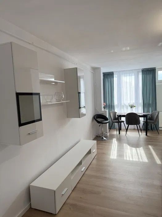 Garsonieră Modernă Renovată, 32 mp, Mărăști, zona Hotel Paradis – fotografia 1 din 8