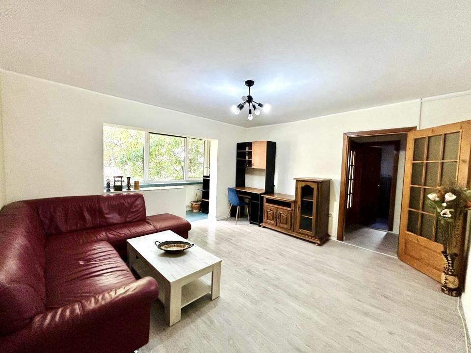 Apartament elegant 3 camere, 64 mp utili, etaj 4 - Zona Complexului – fotografia 3 din 7