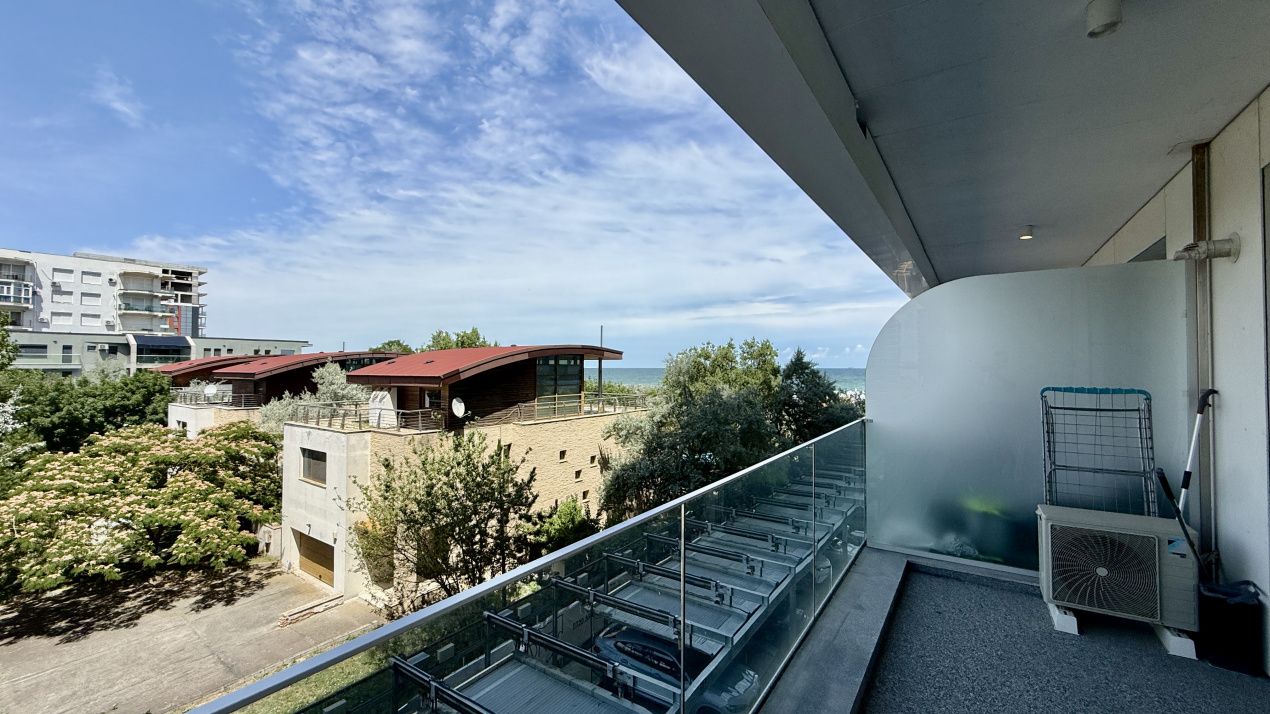 Studio in prima linie la mare, Sea On, Mamaia Nord, vedere catre mare – fotografia 16 din 21