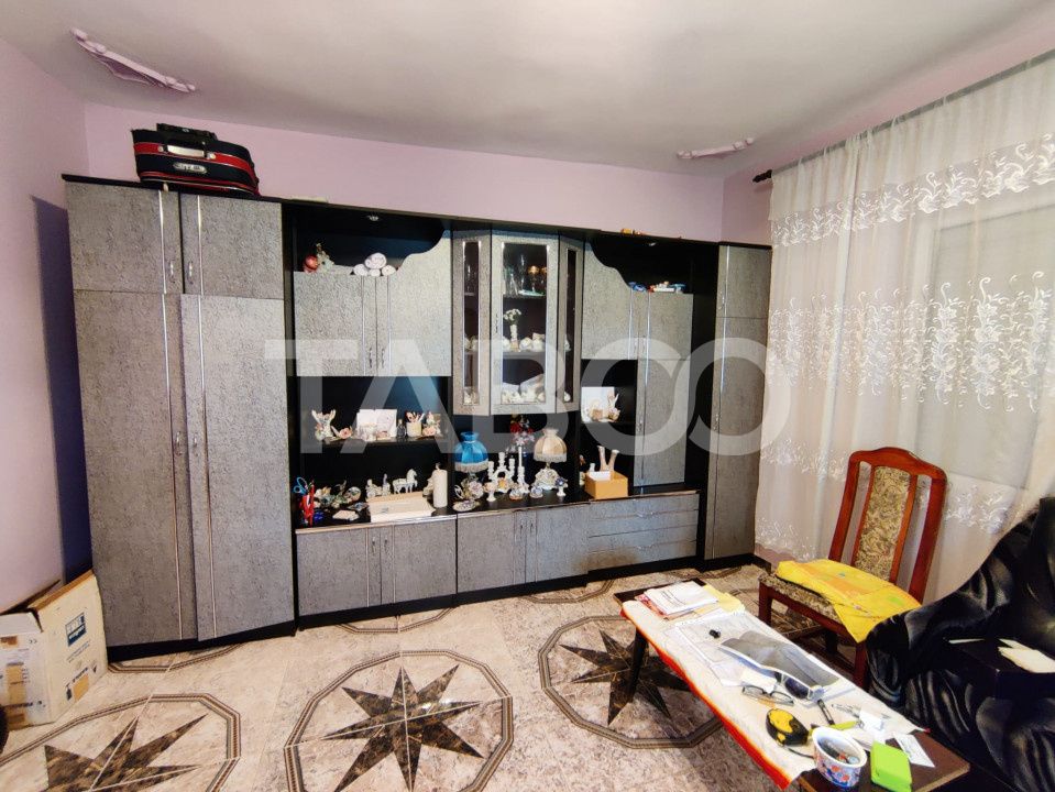Comision 0% Casa de vanzare 4 camere 2 bai teren 266 mp Saliste Sibiu – fotografia 7 din 16