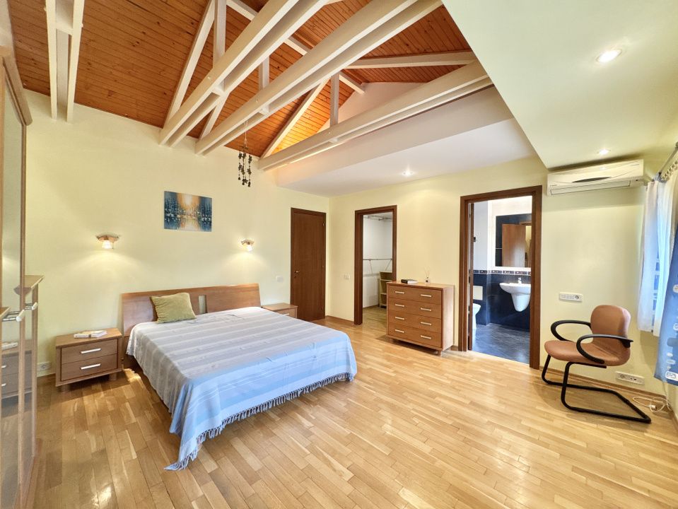 Vila pe domeniu de 8.000 mp | proiect de retreat cu cazare – fotografia 36 din 40