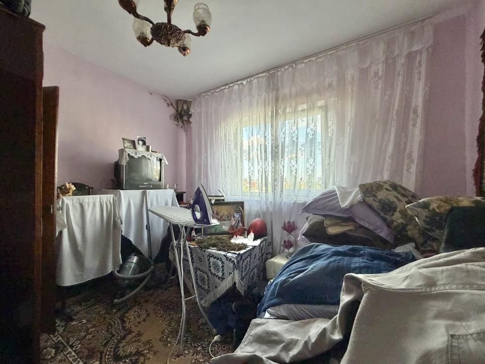 Apartament 2 camere, semidecomandat, etaj 3, zona Dambovita – fotografia 5 din 10