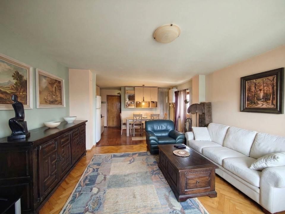 Apartament cu 3 camere 86 mp decomandat | Centrala Proprie | Zona Girocului – fotografia 2 din 10