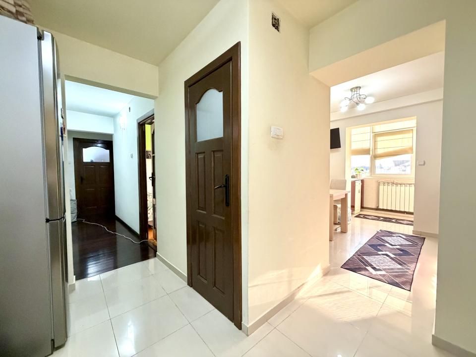 Apartament spatios, 3 camere, 66 mp utili - zona Lunei – fotografia 9 din 11