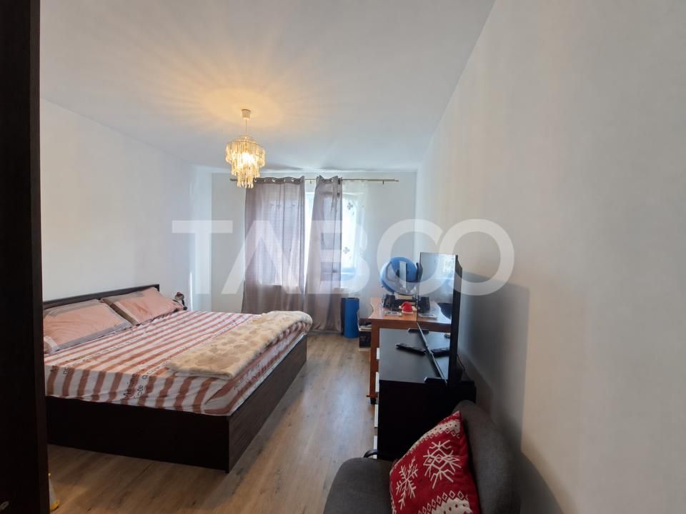 Apartament decomandat de vanzare 2 camere balcon Arhitectilor – fotografia 1 din 15