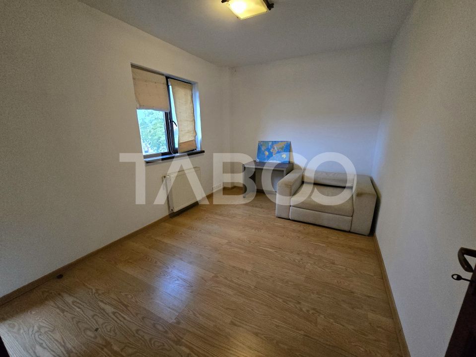 Apartament 3 camere 2 balcoane 2 bai 105 mpu etaj 1 Calea Dumbravii – fotografia 4 din 29