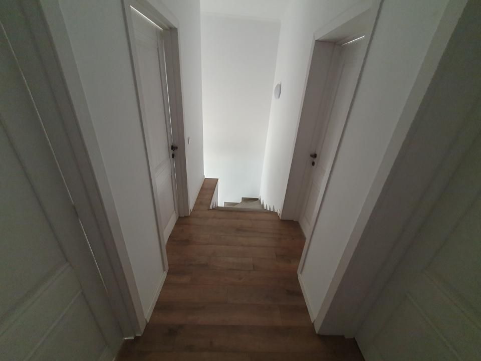 Casa insiruita tip cvadruplex, 119,7 mp utili, teren 402 mp in Mosnita Noua – fotografia 14 din 30