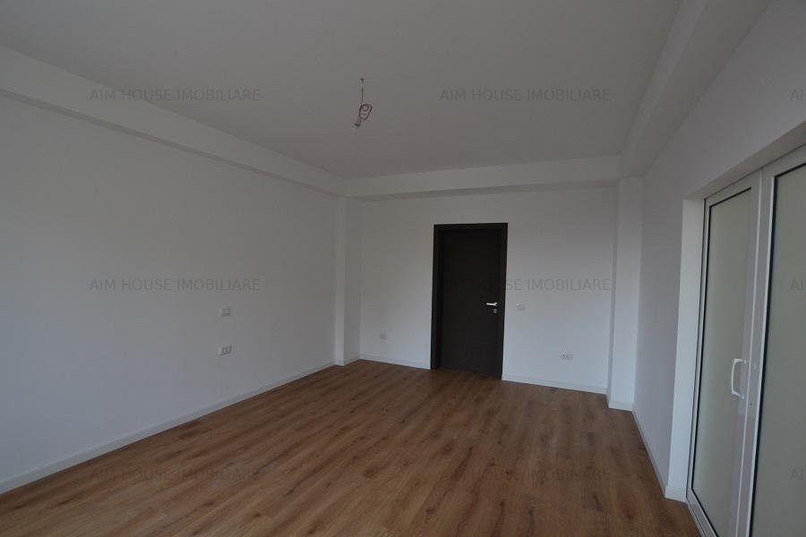 Universitate- Intercontinental-apartament 4 camere-fara risc seismic! – fotografia 12 din 19
