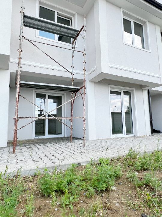 Casa insiruita, 4 camere, 87mp, 24mp terasa, toate utilitatile, in Giroc – fotografia 2 din 26