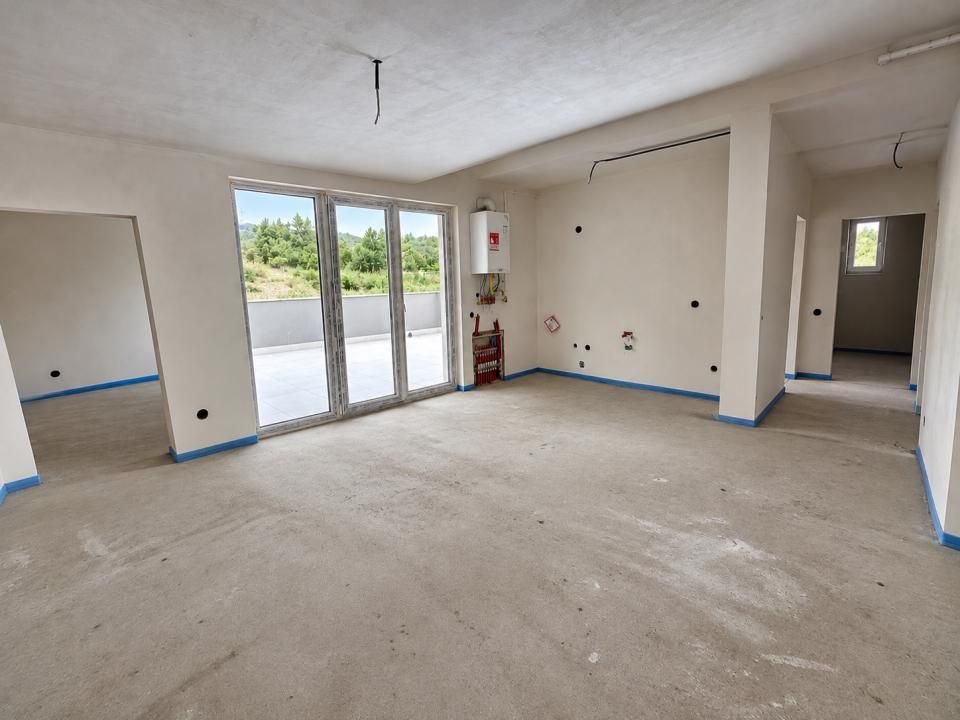 Apartament 3 camere 62 mp, 2 bai, terasa 70 mp, parcare subterana! – fotografia 1 din 8