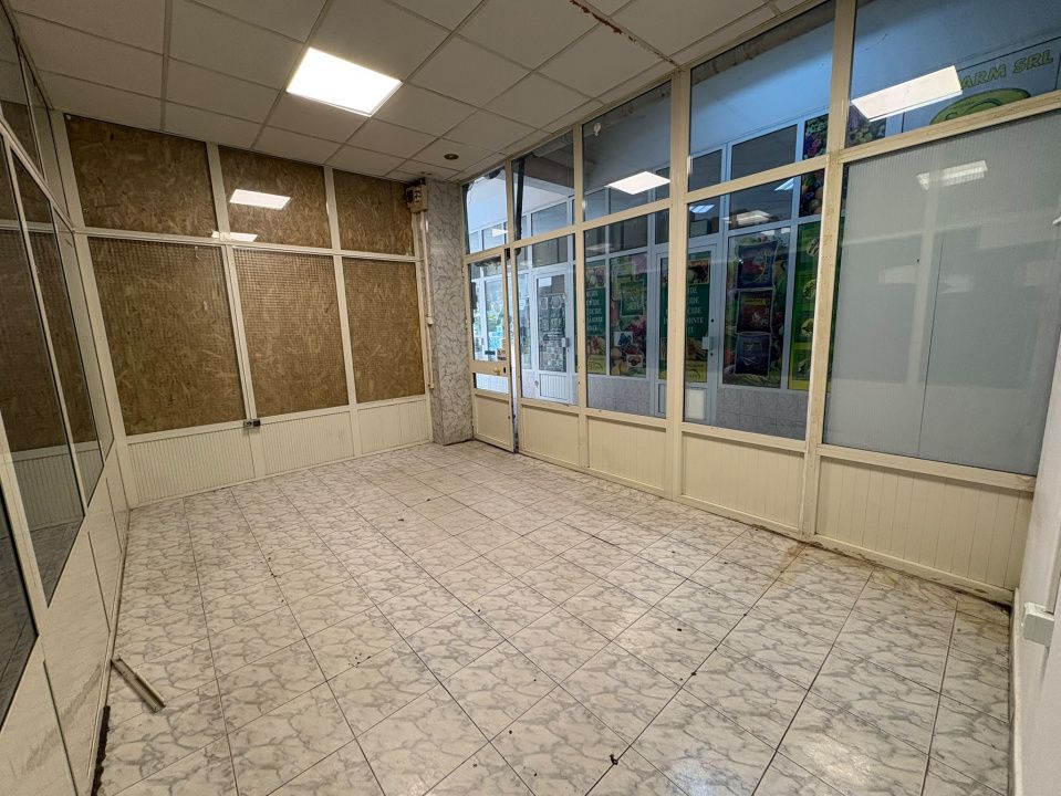 Închiriere spațiu comercial situat în Târgu Jiu, Piața Centrală – fotografia 4 din 7