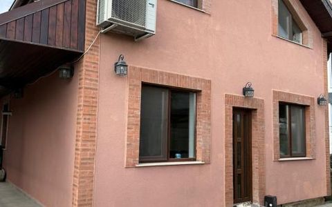 Casă de vânzare 4 camere, 100 mp utili, teren 400 mp, complet mobilată și utilat