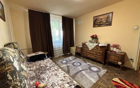 Apartament 3 camere semidecomandat, parter, Rovine zona Facultatea de Drept