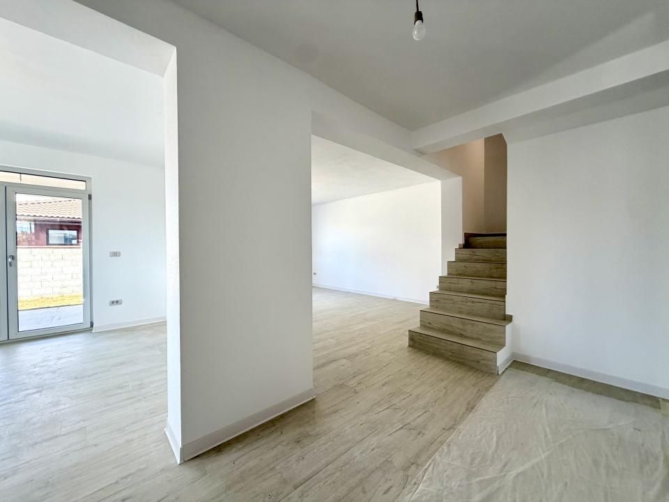 Duplex modern, 4 camere, 120 mp utili, 336 mp teren - Dumbravita – fotografia 3 din 12