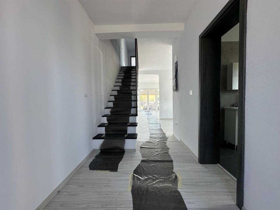 Duplex | Parter + Etaj | Toate utilitatile | Curte generoasa | Sacalaz – fotografia 6 din 19