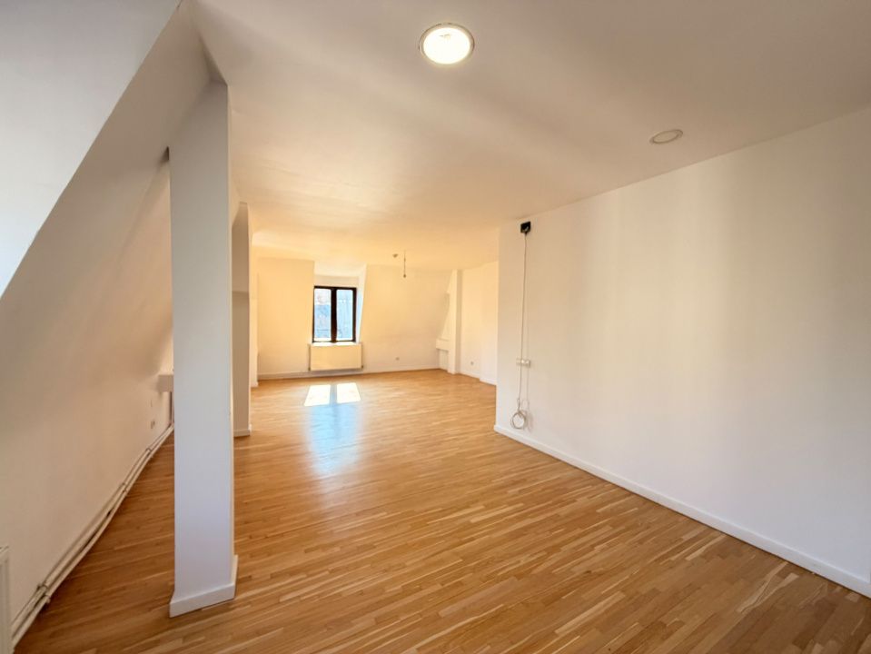 Vilă P+2+M | Pretabil Firma/Studio Foto/Video/Pilates/ Ultracentral | 3 intrări – fotografia 9 din 30