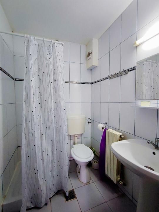 Garsoniere de inchiriat in zona Centru, str. Stefan cel Mare, utilitati incluse – fotografia 4 din 9
