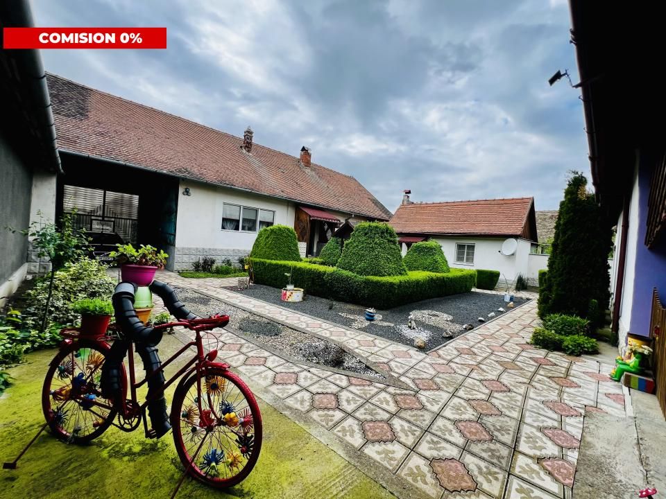 Casa Individuala, 6 camere, teren 1735 mp - Liebling,Timis – fotografia 1 din 11