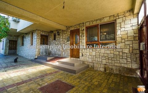 Vila de vanzare in Constanta zona Km 4-5